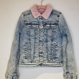 Levi’s kids jacket (pre owned)